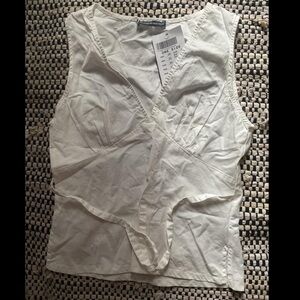 NWT Brandy Melville Rafaela top